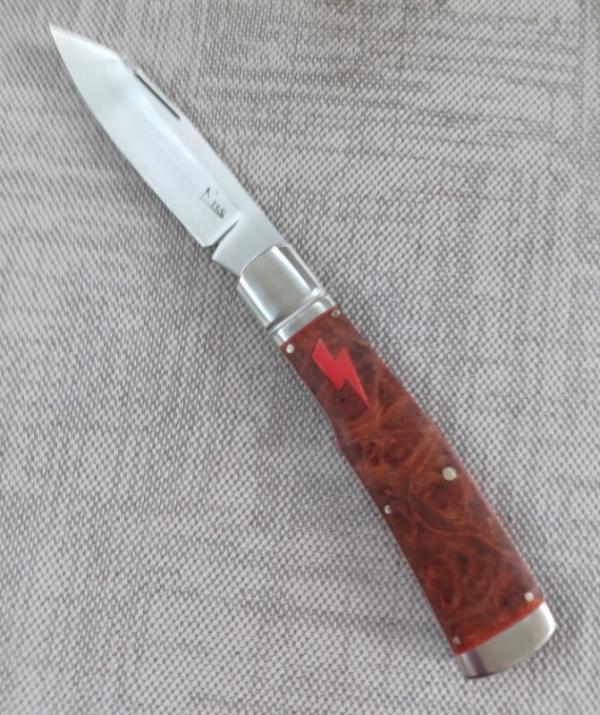K'roo Custom Amboyna Wood Native..4" closed..Rwl34...Smooth as glass scales...coa and slip K'roo Custom Amboyna Wood Native..4" closed..Rwl34...Smooth as glass scales...coa and slip