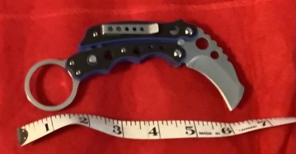 Mantis Butterfly karambit style