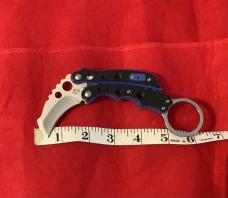 Mantis Butterfly karambit style