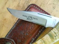 Case Knife Maple Wood Shark Tooth 1972 8 Dot 