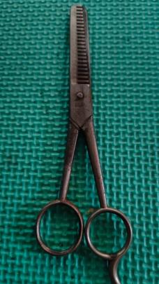 Italian Scissors