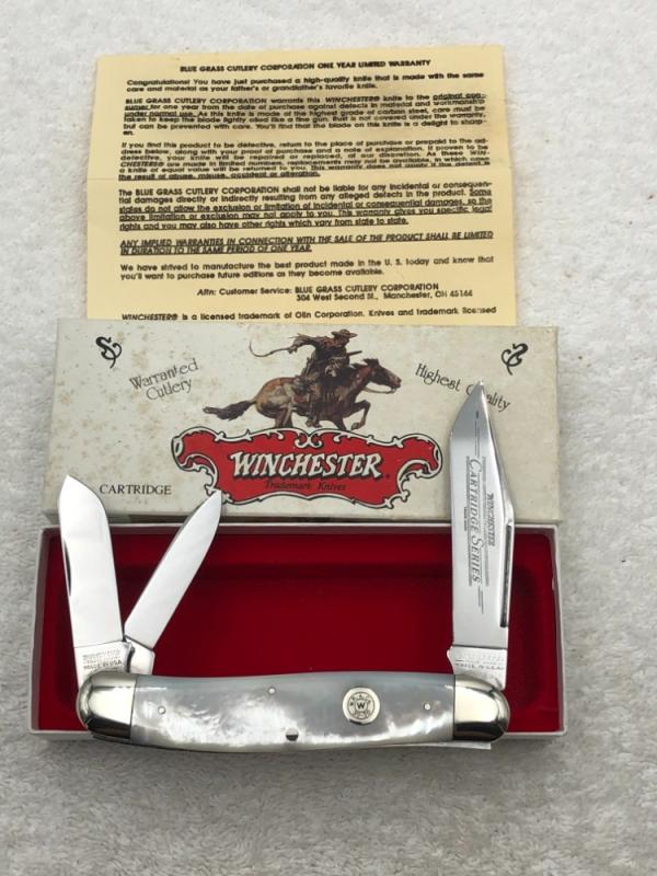 Winchester 1998 Mother of Pearl 380119-P 3 Blade Whittler Cartridge series Made In USA Winchester 1998 Mother of Pearl 380119-P 3 Blade Whittler Cartridge series Made In USA