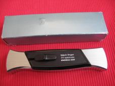 Older Italian Front Opener BLACK FINGER 777 OTF Switchblade Knife