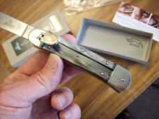 Hubertus Knife Solingen, Germany Large Size 11 Brazilian Horn Beauty UNUSED Box Papers NIB