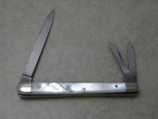 Battle Axe Brand Shouse and Hardin Pearl Whittler Germany Knife 