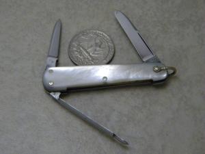 D Peres Solingen Germany Pearl Small Lobster Knife