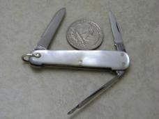 D Peres Solingen Germany Pearl Small Lobster Knife