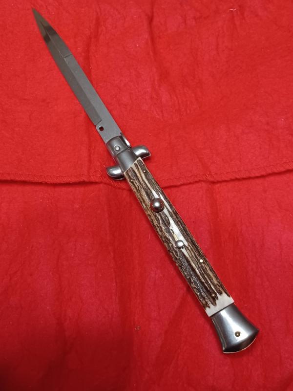 Frank B. 2.0 11" Stag horn stiletto. 