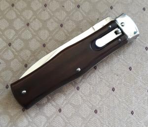 Mikov Predator Wood handle leverlock w/ leather sheath Excellent!