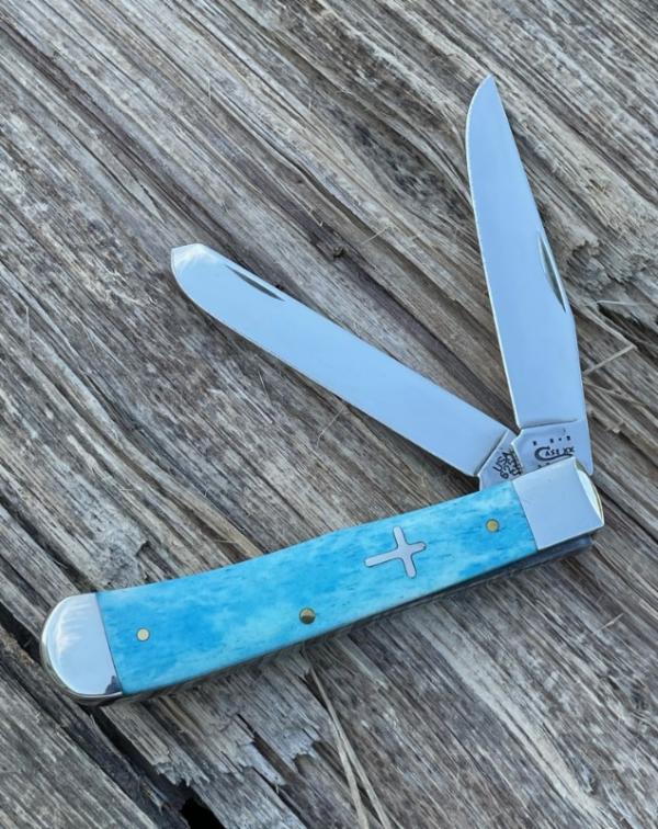 CASE XX ** SFO 2011 BLUE SMOOTH CROSS SHIELD TRAPPER