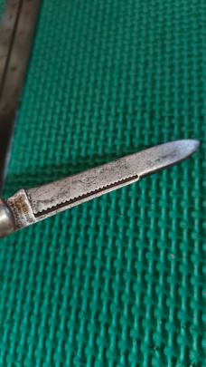 Union Cut Co (maybe parts repair knife)