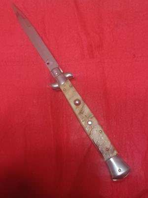 Frank B. 2.0 11" Ram horn stiletto.