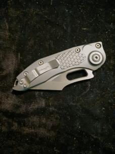 STITCH SHADOW FULL SERRATED AUTO