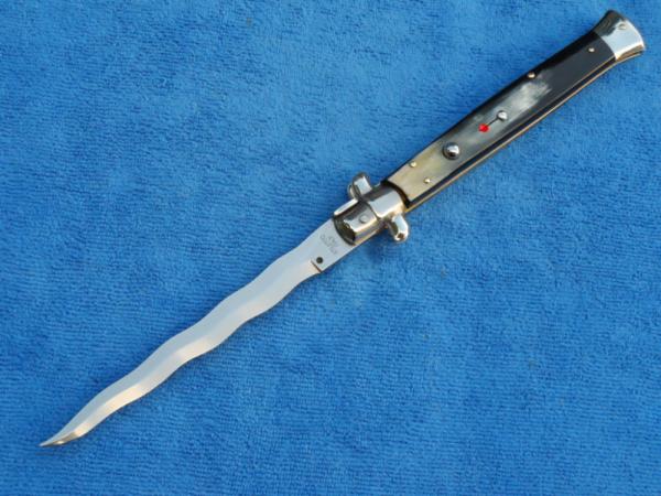 New- 13" Renzo Beltrame Italian Stiletto Genuine Brazilian-Horn Handles- Kriss Blade