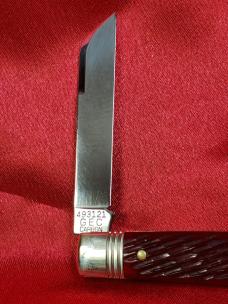 Great Eastern Cutlery 493121 Jigged Garnet Bone knife. NEW, MINT in tube with brown waxed paper