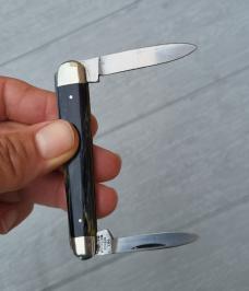 3 1/4" I*XL Wostenholm 2-Blade Pen Knife, Made in Sheffield , Nice Buffalo Horn
