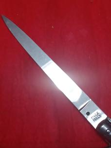 11" Made Italy horn stiletto. 