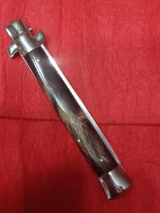 11" Made Italy horn stiletto. 