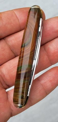 3" Vintage Joseph Rodgers Whittler, Sheffield England, Very Nice Amber scales!