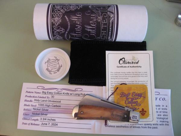 DANIELS FAMILY KNIFE BRANDS-TITUSVILLE CUTLERY-BIG EASY COTTON W/BOLSTERS-HOLY LAND OLIVEWOOD #3 DANIELS FAMILY KNIFE BRANDS-TITUSVILLE CUTLERY-BIG EASY COTTON W/BOLSTERS-HOLY LAND OLIVEWOOD #3
