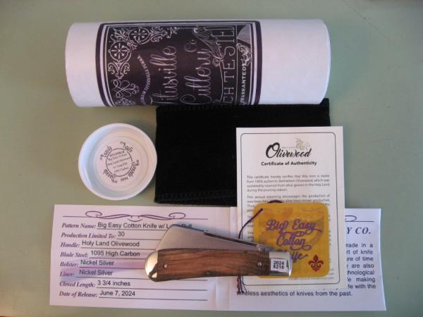 DANIELS FAMILY KNIFE BRANDS-TITUSVILLE CUTLERY-BIG EASY COTTON W/BOLSTERS-HOLY LAND OLIVEWOOD #1 DANIELS FAMILY KNIFE BRANDS-TITUSVILLE CUTLERY-BIG EASY COTTON W/BOLSTERS-HOLY LAND OLIVEWOOD #1
