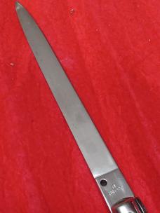 11" Vintage Stiletto Italy Dark horn. 