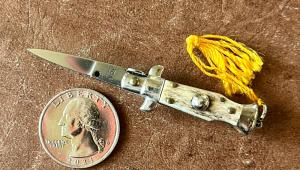 Miniature Keychain Switchblade Knife, Older Style From Italy, Nice Light Stag, Unused