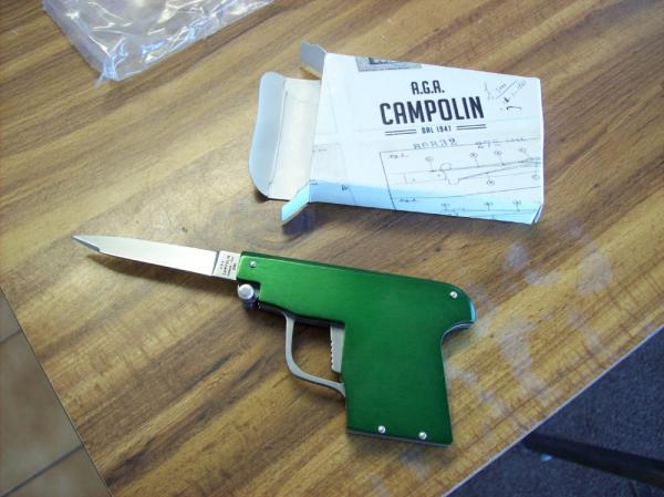 A.G.A. Campolin Rare Italian Gun Knife in Green Circa 2019 UNUSED W/Box
