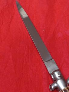 11" Vintage Stiletto Italy Stag horn. 