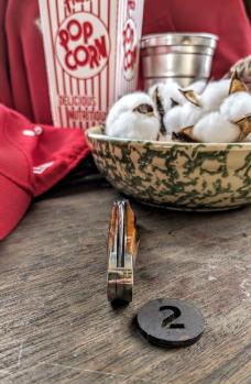 TITUSVILLE CUTLERY - Big Easy Cotton Knife - Genuine India Amber Stag Handles -2