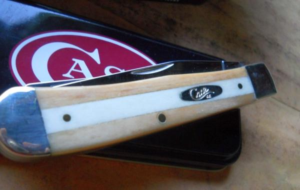 Case 6254 Trapper Knife Black / White 2006 