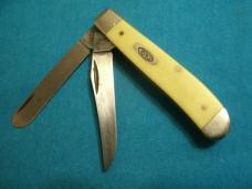 VINTAGE 2010 CASE XX USA 3207 CV YELLOW DELRIN 2 BLADE TRAPPER FOLDING POCKET KNIFE KNIVES OLD