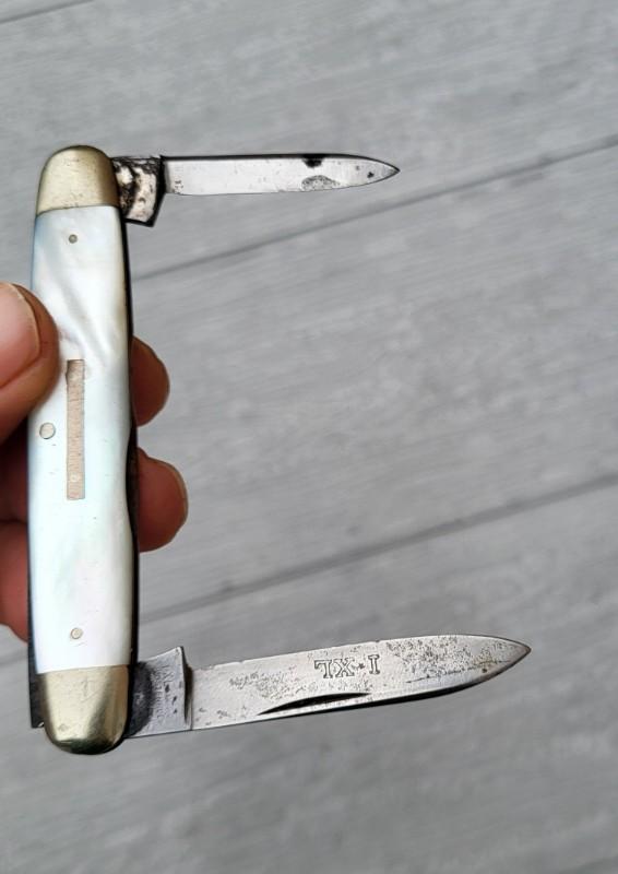 3 3/8" I*XL George Wostenholm 2-Blade Pen Knife, Made in Sheffield , Nice Genuine Pearl Handles