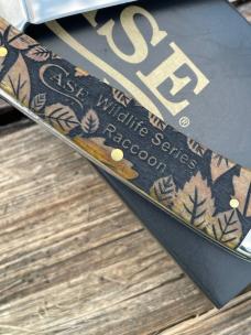 CASE XX ** SFO 2024 ANTIQUE BONE WLDLIFE SERIES RACOON TRAPPER 