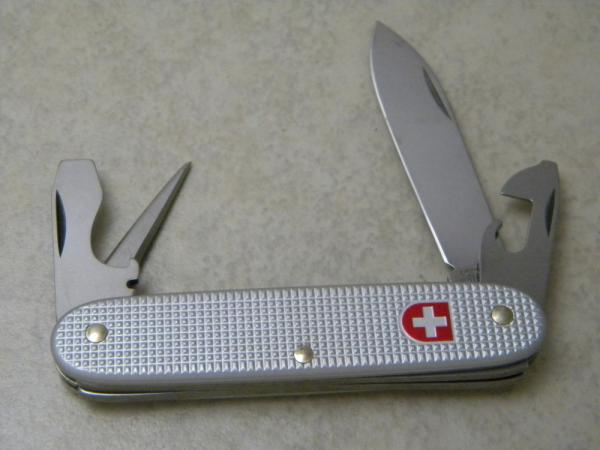 Victorinox Switzerland Silver Alox 06 Pioneer Multi Tool Swiss Army Knife Victorinox Switzerland Silver Alox 06 Pioneer Multi Tool Swiss Army Knife