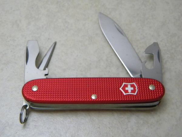Victorinox Switzerland Red Alox Farmer Multi Tool Swiss Army Knife Victorinox Switzerland Red Alox Farmer Multi Tool Swiss Army Knife