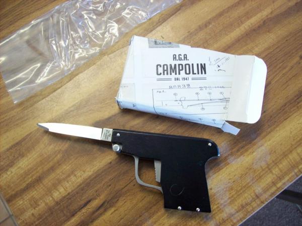 A.G.A. Campolin Rare Italian Gun Knife Black Ebonywood Circa 2019 UNUSED W/Box A.G.A. Campolin Rare Italian Gun Knife Black Ebonywood Circa 2019 UNUSED W/Box