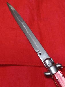 11" Vintage Stiletto Italy red acrylic. 
