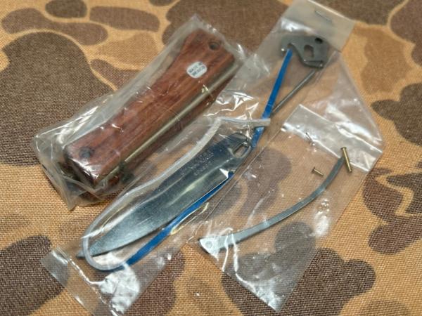 Vtg EdgeCo CUMOSA inox Mexico Pull String Switchblade Kit MINT still sealed! NOS RARE EXC 