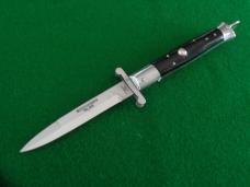 c. 1960's-70's RIZZUTO ESTILETO MILANO Swing Guard Switchblade NICE ! 