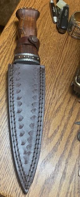 CUSTOM LARGE DAGGER
