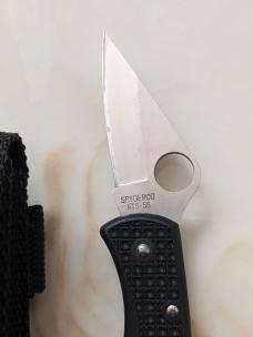Used Spyderco FRN handle, older barrel bolt model