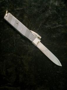 OLDER GERMAN GRAVITY KNIFE 