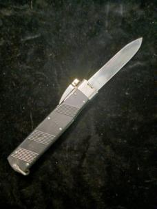 OLDER GERMAN GRAVITY KNIFE 