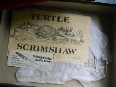 Schrade USA Turtle Scrimshaw Knife / Box 