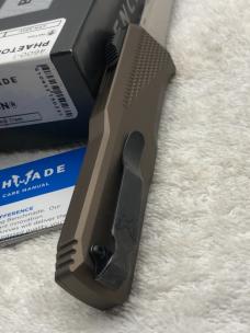 Benchmade 4600-1 Phaeton Double Action Out The front Automatic Knife With Spine Fire Discontinued