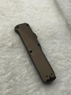 Benchmade 4600-1 Phaeton Double Action Out The front Automatic Knife With Spine Fire Discontinued