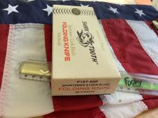 1990 Case xx Shark Tooth Folding Hunter w/ Sweet Wood Handles (P197 L SSP) +Orig Sheath & Box -NOS