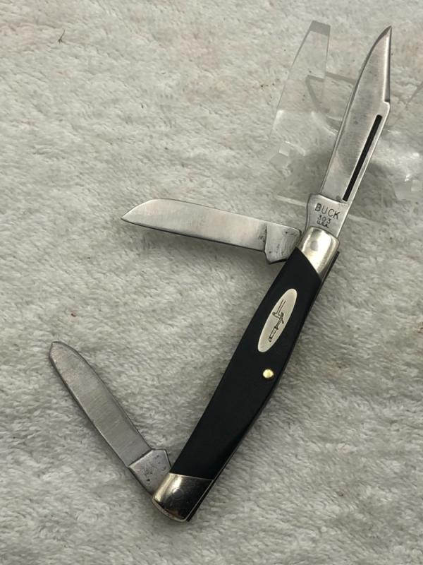 Vintage Buck 303 Pre-date Code 1973-1986 3 Blade Stockman Made In USA Vintage Buck 303 Pre-date Code 1973-1986 3 Blade Stockman Made In USA