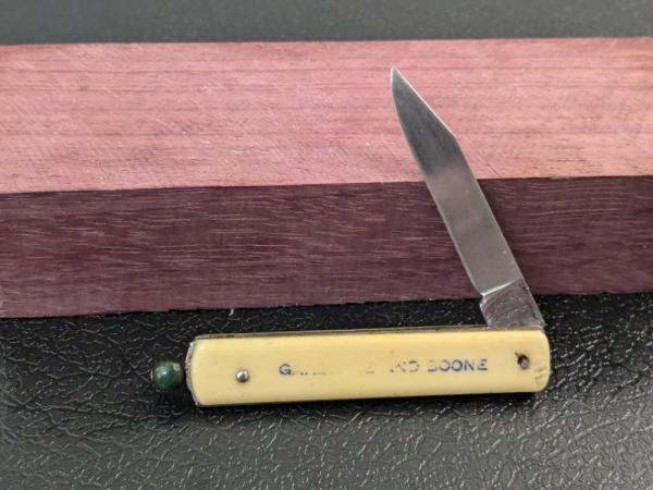 Geo. Schrade Pull Ball Automatic Advertising Pocketknife